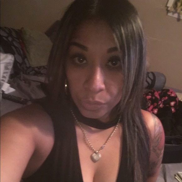 Profile Picture of Monica Luis (@5646) on Poshmark