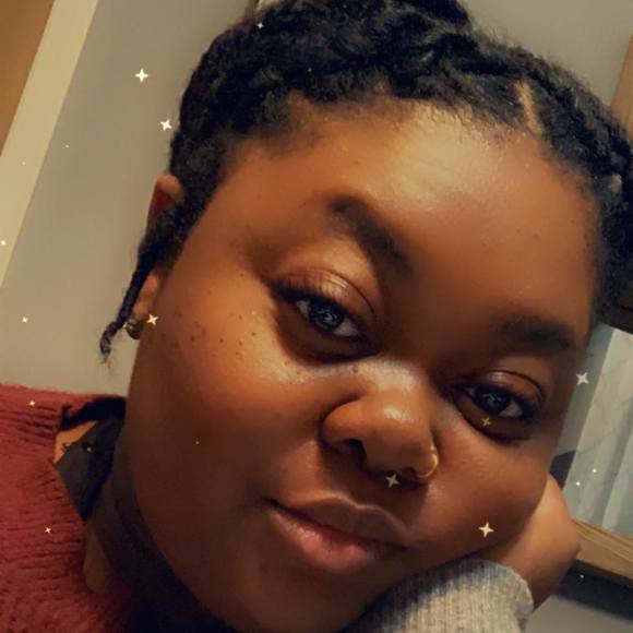 Profile Picture of Jasmine Wheaton (@jay_wheaton) on Poshmark