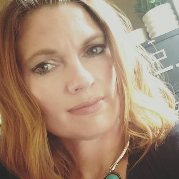 Profile Picture of Faye Walstead (@bwalstead) on Poshmark