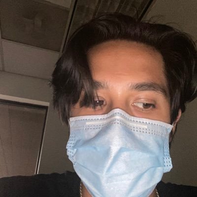 Profile Picture of Dee-Core-uh (@Adios_guey) on Twitter