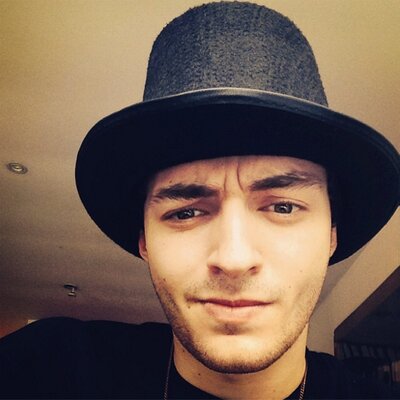 Profile Picture of Does Jacob Wheldon (@playskinflute) on Twitter