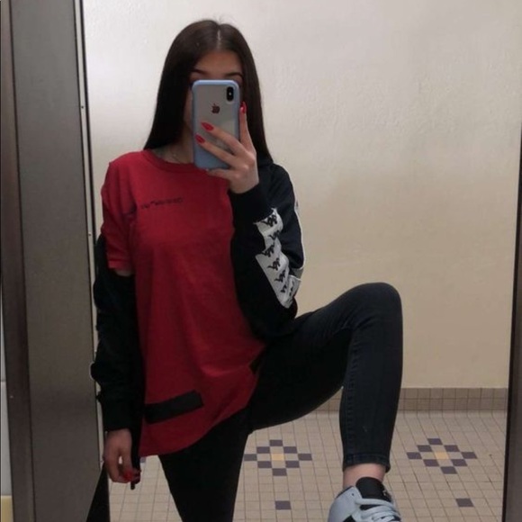 Profile Picture of Jen Reilly (@jrnr0183) on Poshmark