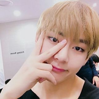 Profile Picture of Shane Arellano Collins (Bts Kim TaeHyung's Property) (@shane.pachickz) on Facebook