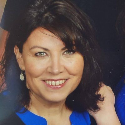 Profile Picture of Brooke Finley (@zuzus_petals_) on Twitter