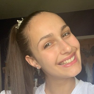 Profile Picture of Mandy Lloyd (@MandyLl53027039) on Twitter