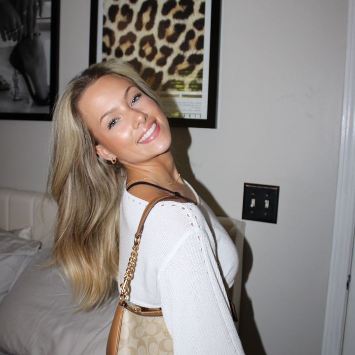 Profile Picture of Bri (@briannaschwear0) on Tiktok