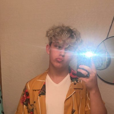 Profile Picture of Kevin Cowling (@kevinoalexander) on Twitter