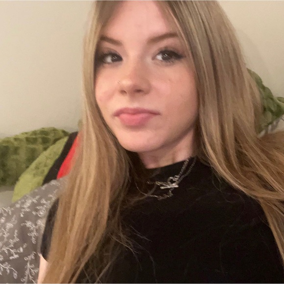 Profile Picture of Addie Richardson (@addierichardso) on Poshmark