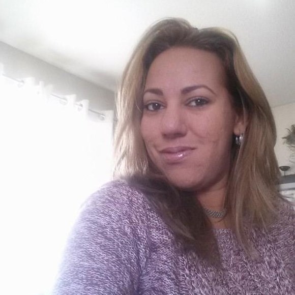 Profile Picture of Maria Padron (@maria_padron) on Poshmark