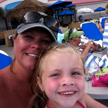 Profile Picture of Hannah Stubblefield (@hcstubblefield) on Twitter