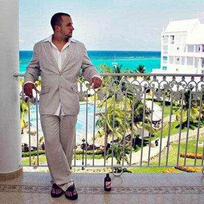 Profile Picture of Michael Upham (@MichaelUpham) on Twitter