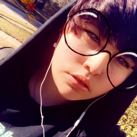 Profile Picture of Kyle Ebersole (@kyledean29) on Poshmark