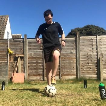 Profile Picture of Jess Newton (@JessN001) on Twitter