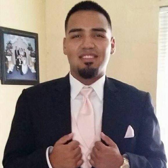 Profile Picture of Mark Alvarez (@malva126) on Poshmark