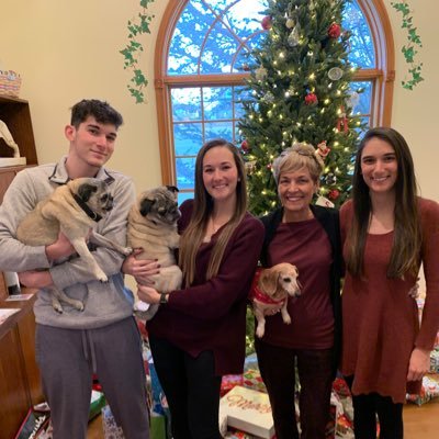 Profile Picture of Michael Gombos (@michaelgombos1) on Twitter