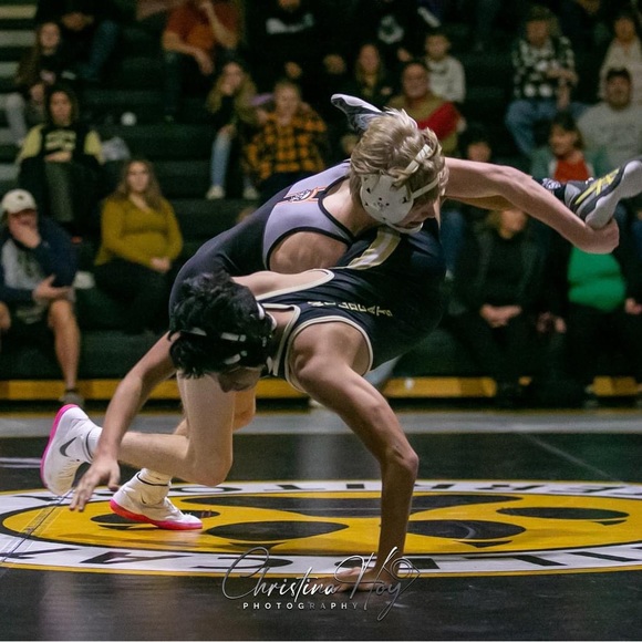 Profile Picture of Jonah Peterson (@jonah_peterson) on Poshmark