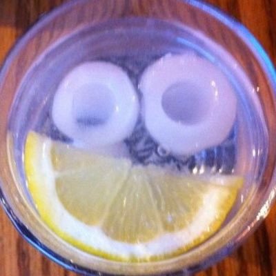 Profile Picture of Sheila Larkin (@SheilaPortobelo) on Twitter