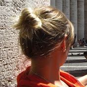 Profile Picture of Roberta Melo (@betamamelo) on Youtube