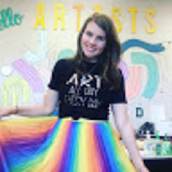 Profile Picture of Ashlyn Gothe (@ashlyneeldridge) on Poshmark