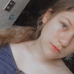 Profile Picture of Lenyka Bernat 🍂 (@_lenyka_14) on Instagram