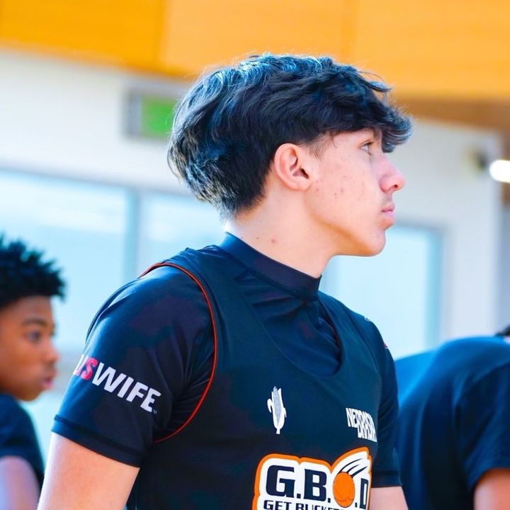Profile Picture of Andrew (@andrewdiamond90) on Tiktok