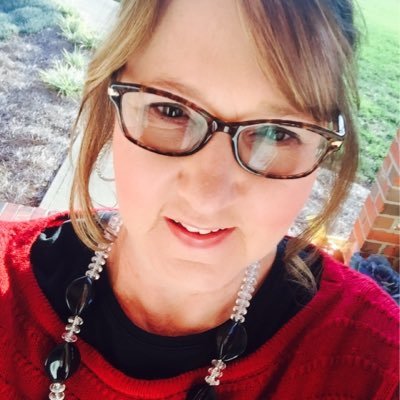 Profile Picture of Robin Farley (@RobinFarley16) on Twitter