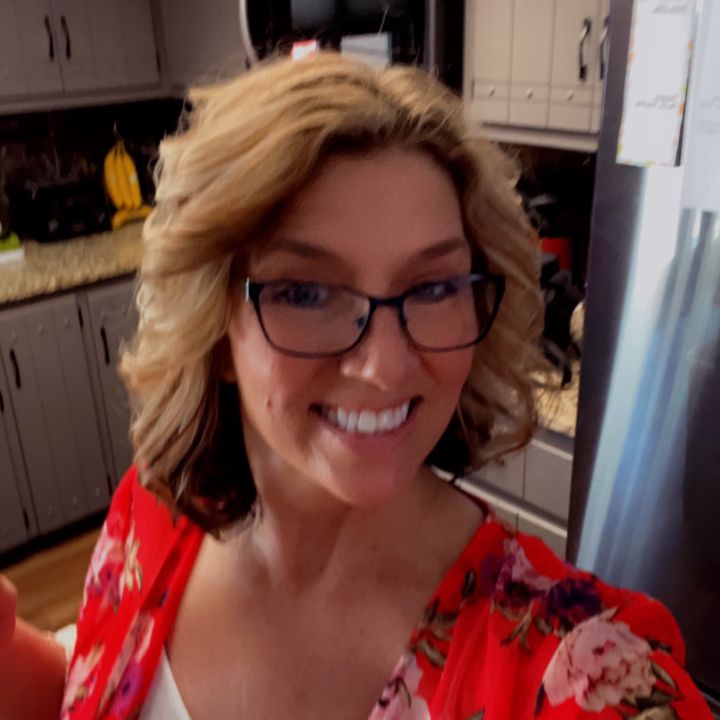 Profile Picture of Michelle Kennedy (@kennedy.mich) on Tiktok