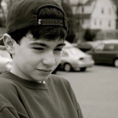 Profile Picture of Luke Mckinnon (@corndogluke) on Twitter