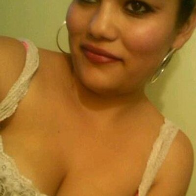 Profile Picture of Claudia Zamarron (@chapizclaudia) on Twitter