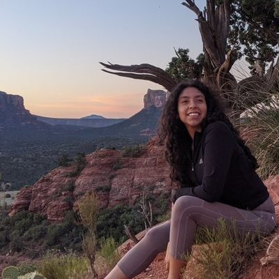 Profile Picture of Helen Chavez 🚀 (@elena_chavez_) on Twitter