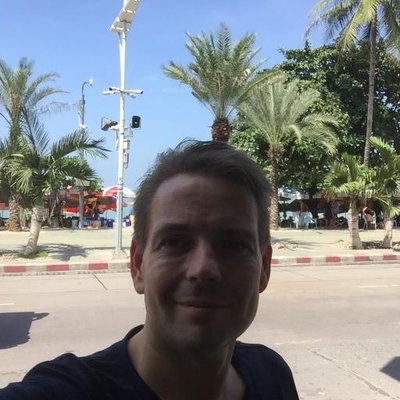 Profile Picture of Michael Breuer (@Toboto05) on Twitter