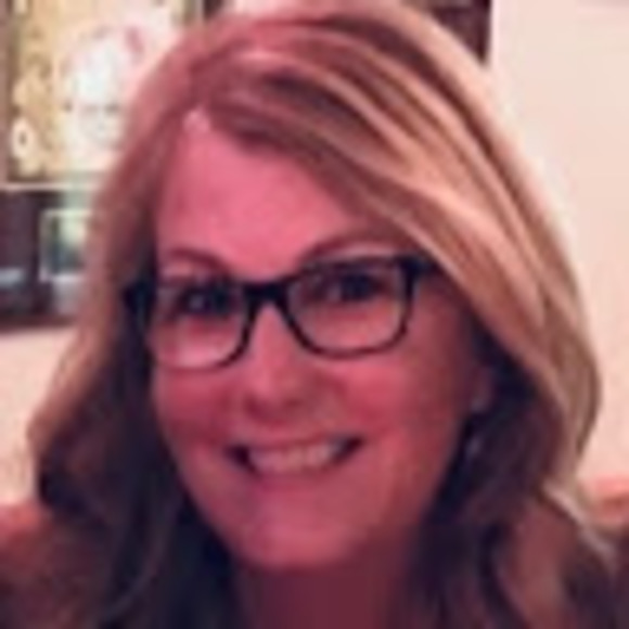 Profile Picture of Christine Carruthers (@ccarruthers631) on Poshmark