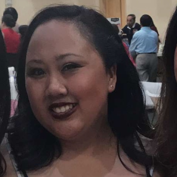 Profile Picture of Andrea Key (@amalinao2008) on Poshmark