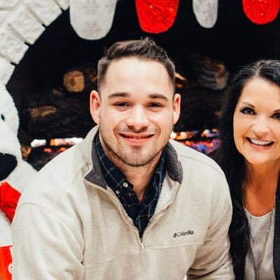 Profile Picture of Taylor Hurd (@TaylorHurd2) on Twitter