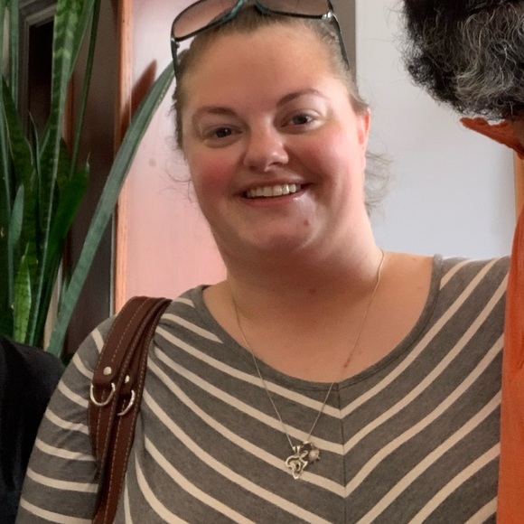 Profile Picture of Sam Bergstrom (@sjbergstrom) on Poshmark