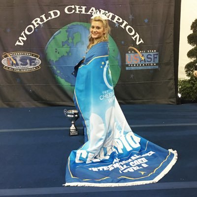 Profile Picture of Alexa Wiggins (@@amwiggs24) on Twitter