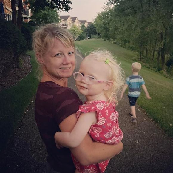 Profile Picture of Kelly Bothun (@kjbothun) on Poshmark