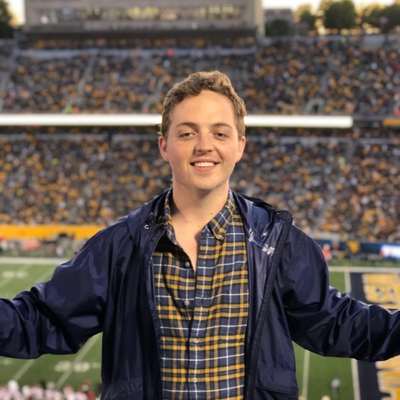 Profile Picture of Preston Lofgran (@lofgranps) on Poshmark