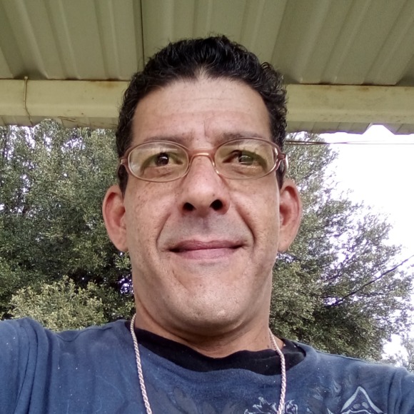 Profile Picture of Steven Corujo (@steven_corujo) on Poshmark