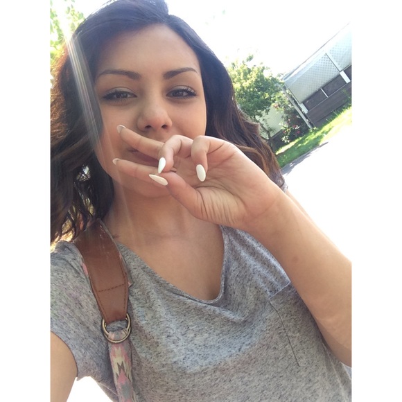 Profile Picture of Cheyenne Ferrall (@cheyenneferrall) on Poshmark