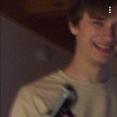 Profile Picture of Leo Shanks (@leothebabe) on Twitter