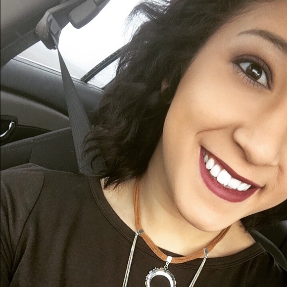 Brycee Meadows - Poshmark Profile Picture of Brycee Meadows (@bryceeshanel) on Poshmark