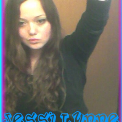 Profile Picture of Jessi-Lynne Holt (@xoXceriXox) on Twitter