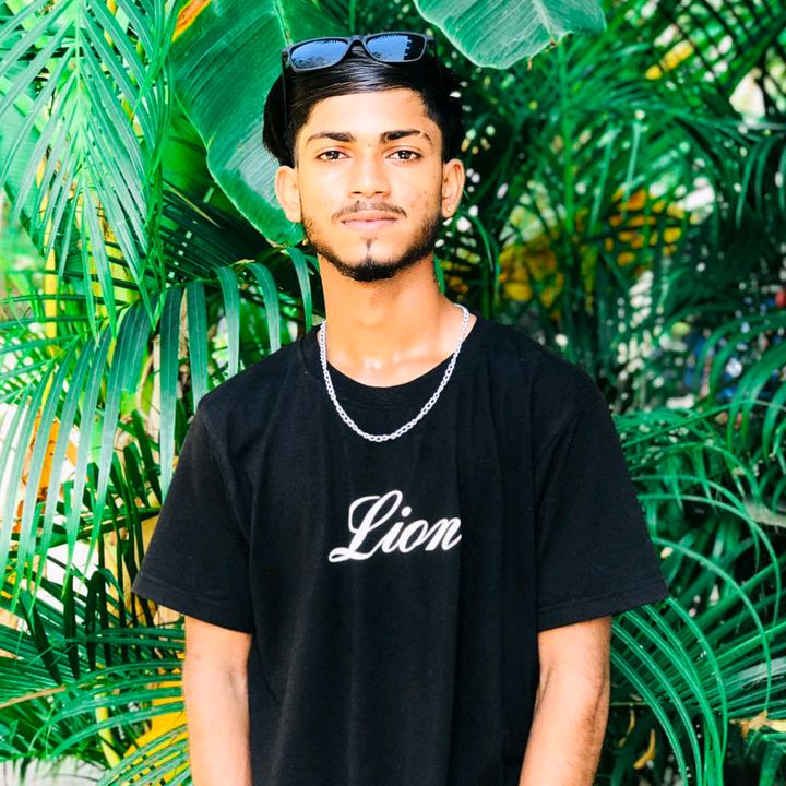 Profile Picture of 🄺🄻🄰🄲🄺 🄻🄾🅅🄴🅁 🇸🤍🇰 (@sathusathu193) on Tiktok
