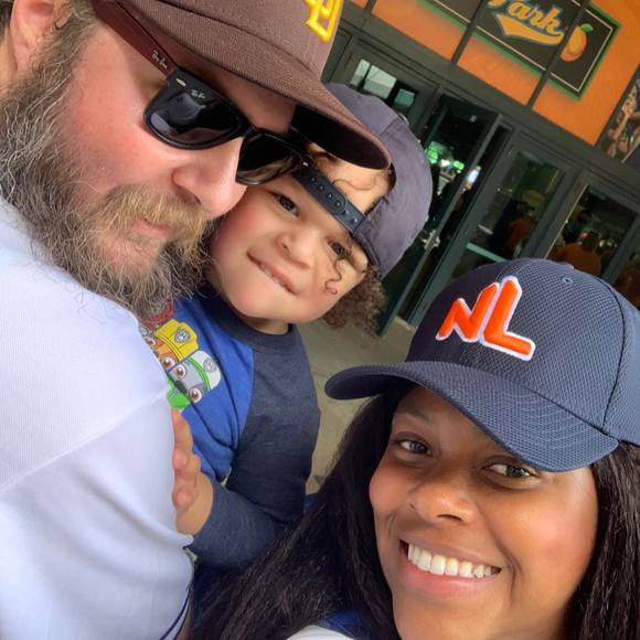 Profile Picture of Alex Traylor (@alextraylor101) on Poshmark