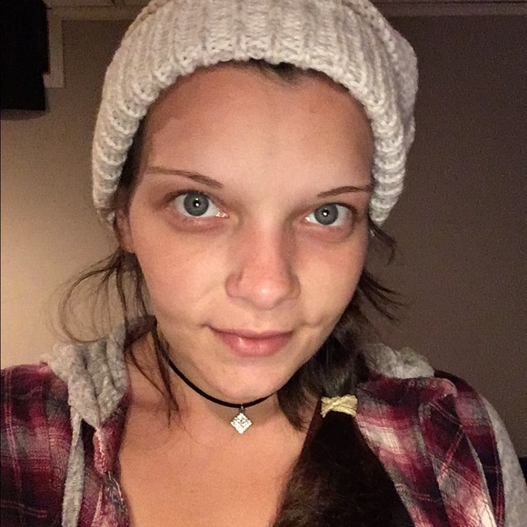 Profile Picture of Cassandra Nichols (@cassienichols24) on Poshmark