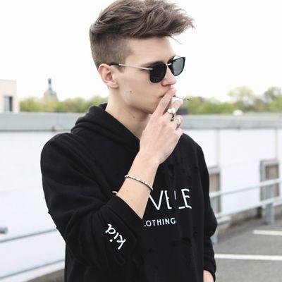Profile Picture of Riegel Aaron (@csaajookkk) on Twitter