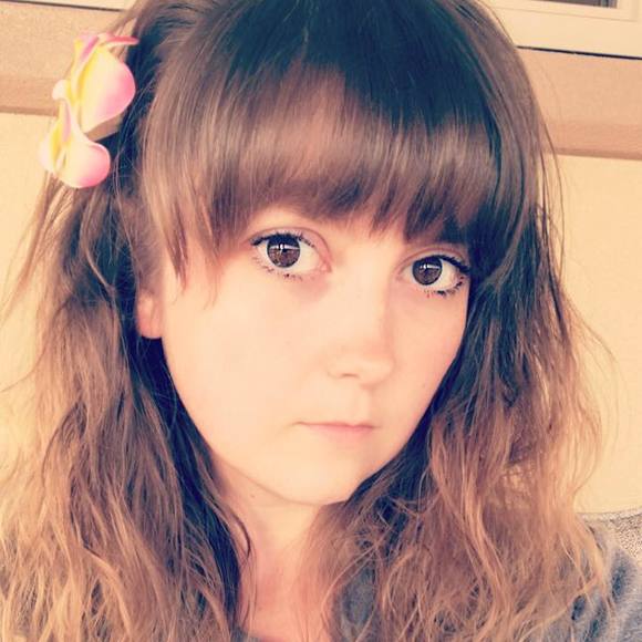 Profile Picture of Alexandria Kasten (@xandikasten) on Poshmark