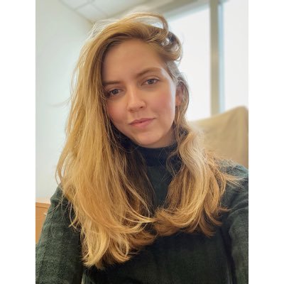 Profile Picture of Elizabeth Sines (@lizsines) on Twitter