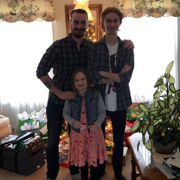 Profile Picture of Heather Murmer (@aeonzappa) on Poshmark